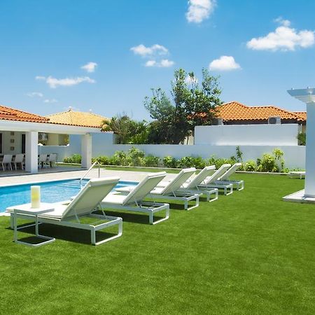 Villa Noah Palm Beach ภายนอก รูปภาพ