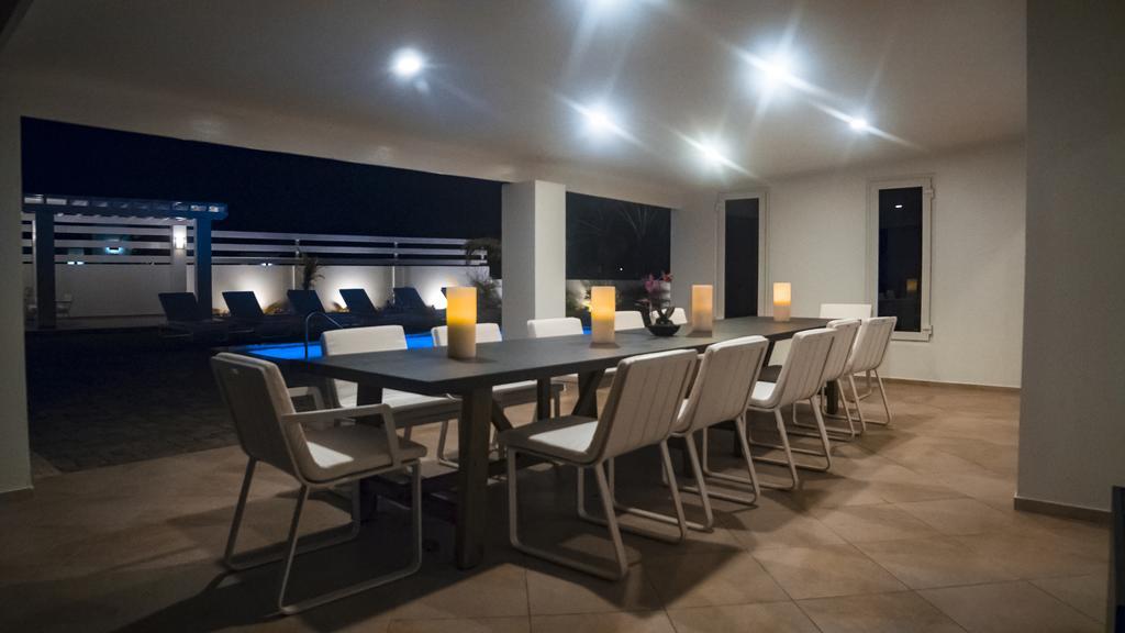 Villa Noah Palm Beach ภายนอก รูปภาพ