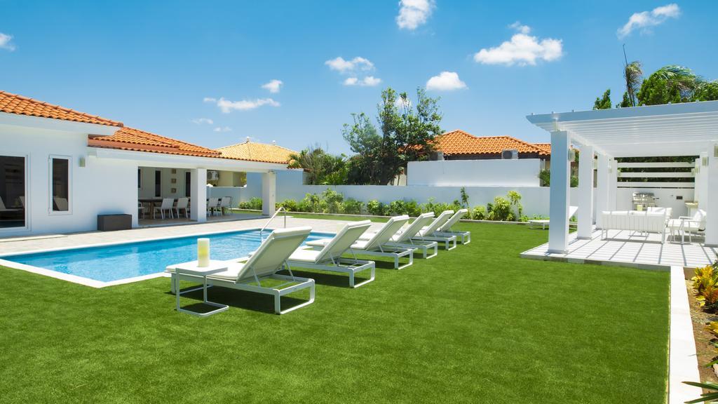 Villa Noah Palm Beach ภายนอก รูปภาพ